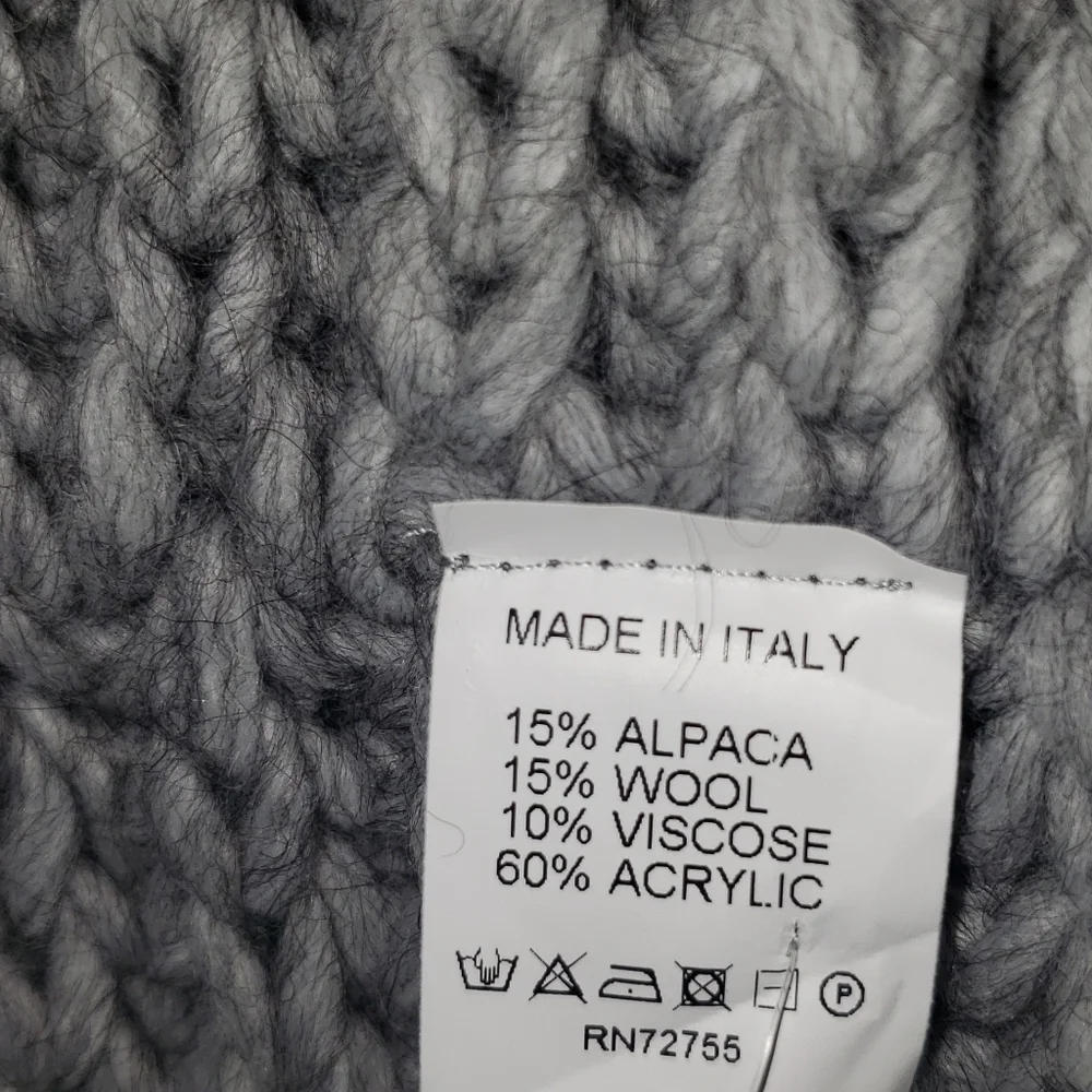 Italian Made Gray Adult Unisex Acrylic, Alpaca, Wool. Viscose Blend Scarf.